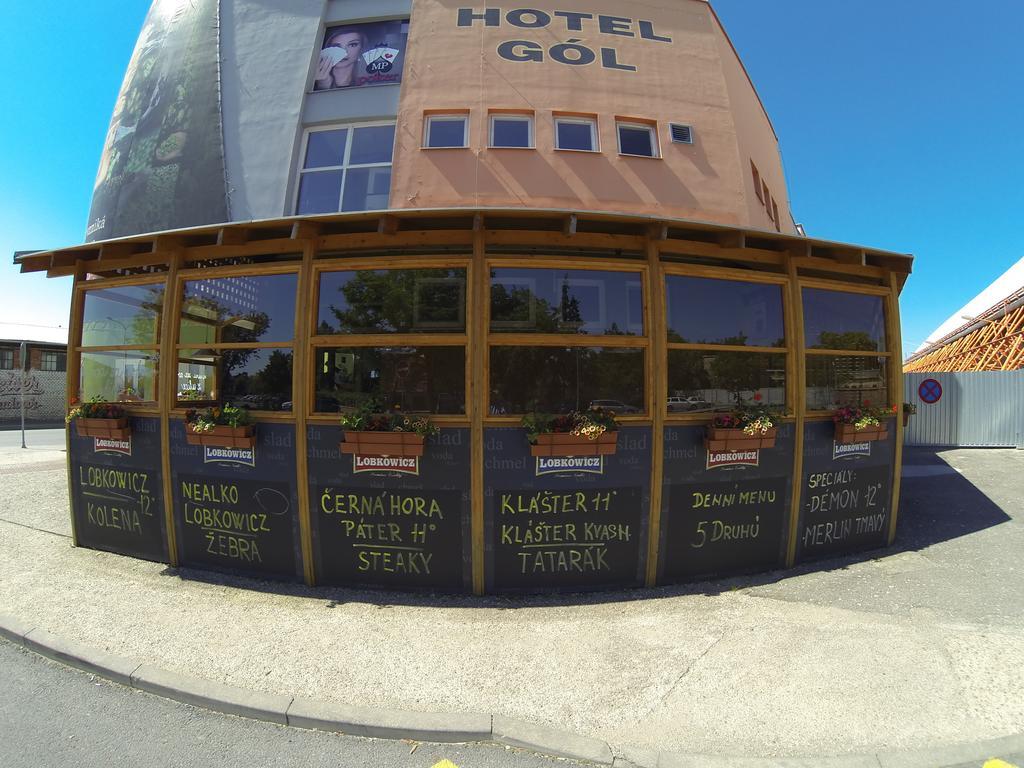 Hotel Gol Prostejov 3* Простеёв