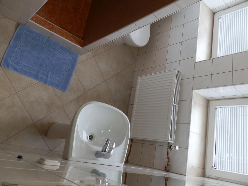 Hotel Gol Prostejov Отель 3*